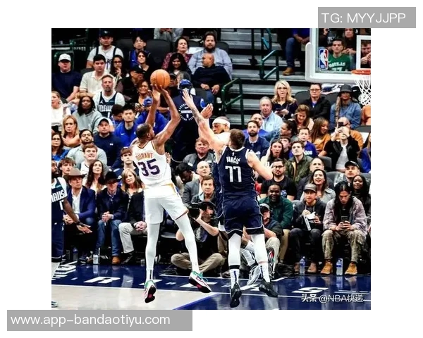 NBA赛况分析雷霆轻取快船火箭战胜鹈鹕勇士遭太阳逆袭湖人挑战爵士艰难